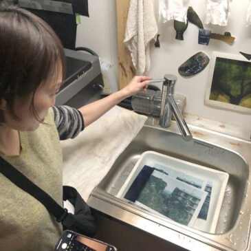 ホトリ室長のカラー暗室体験2025